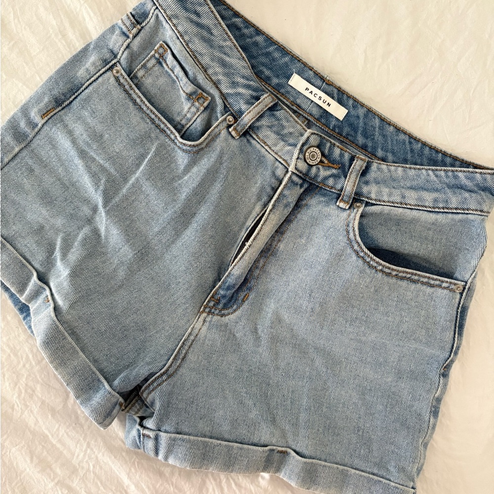 PacSun Washed Light Blue Denim Shorts Mom shorts